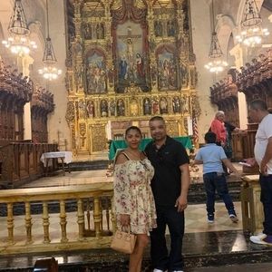 Meet your Posher, Julian vicky